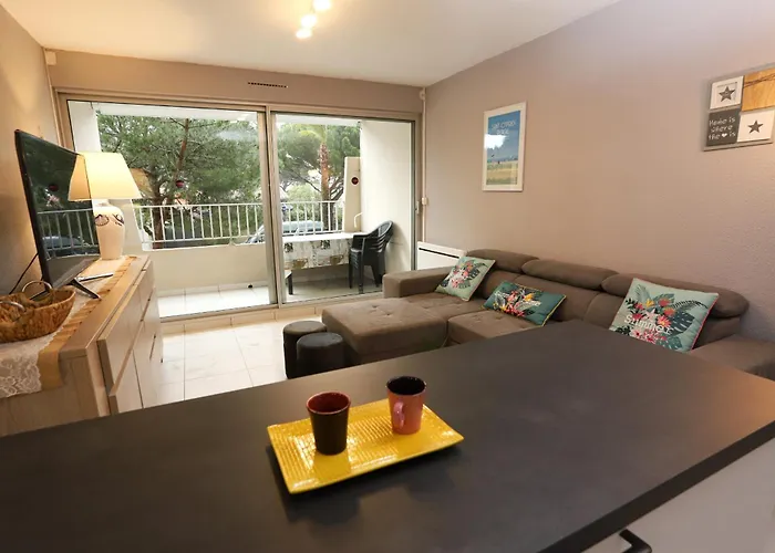 公寓 St Cyprien Terrasse A 2 Minutes Du Port Et De La 圣西普里安